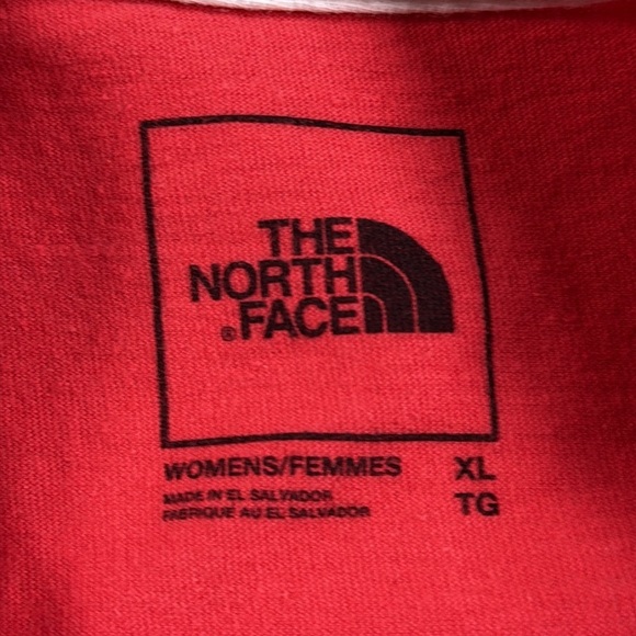 The North Face Bold Red Tee - Picture 4 of 4